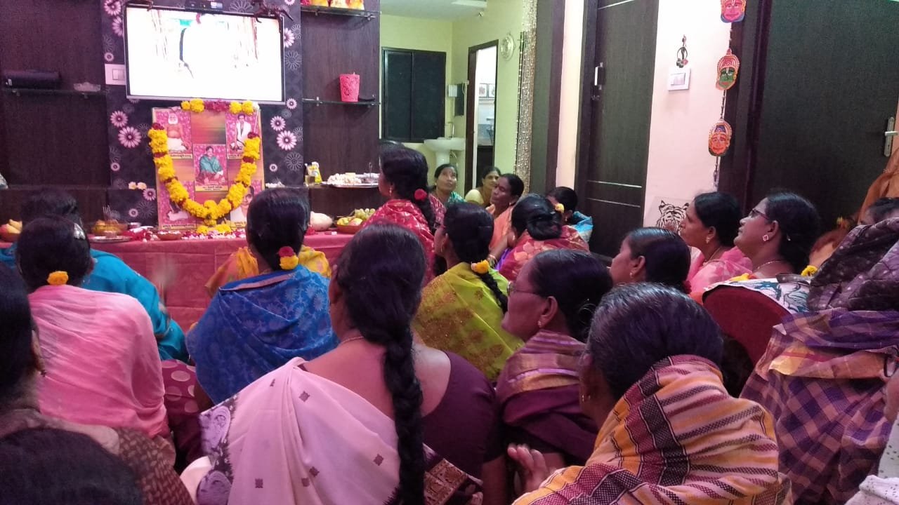 9 ఆగష్టు 2019 శ్రావణ శుక్రవారం రాత్రి స్వామి ఆరాధనా కార్యక్రమము కాకినాడలో శ్రీ కొజ్జవరపు వీరభద్రరావు గారి స్వగృహంలో నిర్వహించబడినది