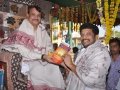 16-11-18 న తూర్పుగోదావరి జిల్లా కిర్లంపూడి మండలం సోమవరం గ్రామంలో శ్రీ వెంకటేశ్వర స్వామి దేవస్థానం ప్రాంగణంలో పీఠాధిపతి డా. ఉమర్ ఆలీషా స్వామి జ్ఞాన చైతన్య సదస్సులో zP చైర్మన్ శ్రీ జ్యోతుల నవీన్ కుమార్ గారు