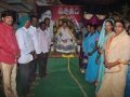 17-11-18 న శనివారం సాయంత్రం తూర్పుగోదావరి జిల్లా తుని పట్టణంలో స్థానిక శ్రీ విశ్వ విజ్ఞాన విద్యా ఆధ్యాత్మిక పీఠము(చతుర్ద పీఠాధిపతి శ్రీ కహేన్ షా వలీ దర్గా) ఆశ్రమ ప్రాంగణంలో పీఠాధిపతి డా.ఉమర్ ఆలీషా స్వామి సభా దృశ్యాలు