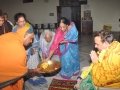 23-12-18 ఆదివారం రాత్రి ఆధ్యాత్మిక రాజధాని రాజమహేంద్రవరం గౌతమి ఘాట్ వ్యాసాశ్రమంలో ఓంకార సత్రయాగం సందర్భంగా ఓంకారం విశిష్టతపై ప్రసంగిస్తోన్న పీఠాధిపతి డా. ఉమర్ ఆలీషా స్వామి సభా దృశ్యాలు .