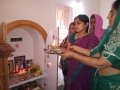 ది. 27 అక్టోబర్ 2019 ఆదివారం ఉదయం సీతమ్మధార, విశాఖపట్నం లో వీక్లీ ఆరాధనా కార్యక్రమం లో  శ్రీమతి రుద్రరాజు స్రవంతి గారి కుటుంబ సభ్యుల హారతి నిర్వహించారు