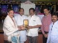 Sadthguru presenting memento