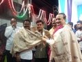 కాకినాడ దిగుమర్తివారి వీధిలో శ్రీ శ్రీ శ్రీ లక్ష్మీ గణపతి ఆలయ కమిటీ వారు 14-9-18 శుక్రవారం రాత్రి శ్రీ విశ్వ విజ్ఞాన విద్యా ఆధ్యాత్మిక పీఠం పీఠాధిపతి డా.ఉమర్ ఆలీషా స్వామి వారిని సన్మానిస్తున్న దృశ్యాలు.