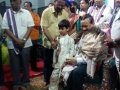 కాకినాడ దిగుమర్తివారి వీధిలో శ్రీ శ్రీ శ్రీ లక్ష్మీ గణపతి ఆలయ కమిటీ వారు 14-9-18 శుక్రవారం రాత్రి శ్రీ విశ్వ విజ్ఞాన విద్యా ఆధ్యాత్మిక పీఠం పీఠాధిపతి డా.ఉమర్ ఆలీషా స్వామి వారిని సన్మానిస్తున్న దృశ్యాలు.