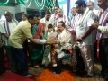 కాకినాడ దిగుమర్తివారి వీధిలో శ్రీ శ్రీ శ్రీ లక్ష్మీ గణపతి ఆలయ కమిటీ వారు 14-9-18 శుక్రవారం రాత్రి శ్రీ విశ్వ విజ్ఞాన విద్యా ఆధ్యాత్మిక పీఠం పీఠాధిపతి డా.ఉమర్ ఆలీషా స్వామి వారిని సన్మానిస్తున్న దృశ్యాలు.